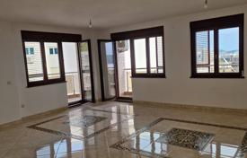 2 dormitorio piso 120 m² en Bečići, Montenegro. 333 000 €