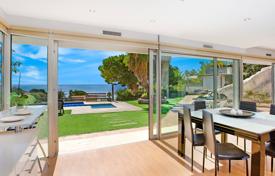 Casa de pueblo 385 m² en Lloret de Mar, España. 890 000 €