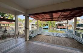 3 dormitorio villa 300 m² en Pattaya, Tailandia. $313 000