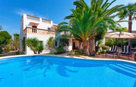 Villa – Mallorca, Islas Baleares, España. 4 600 €  por semana