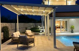 8 dormitorio casa de pueblo 322 m² en Barban, Croacia. 930 000 €