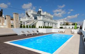 6 dormitorio villa 232 m² en Rafina, Grecia. 950 000 €