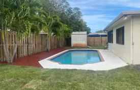 Casa de pueblo – Pembroke Pines, Broward, Florida,  Estados Unidos. $560 000