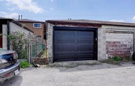 11 dormitorio adosado en Old Toronto, Canadá. C$2 314 000