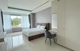 5 dormitorio villa 280 m² en Pattaya, Tailandia. $385 000