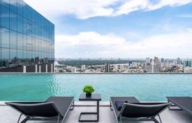 Piso – Sathon, Bangkok, Tailandia. $232 000