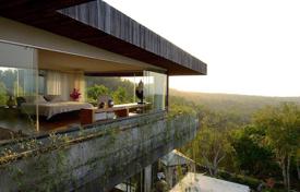 7 dormitorio villa 600 m² en Uluwatu, Indonesia. $1 309 000
