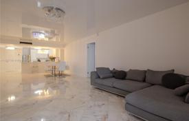 2-dormitorio apartamentos en condominio 147 m² en Hallandale Beach, Estados Unidos. $505 000