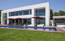 Villa – Ibiza, Islas Baleares, España. 28 400 €  por semana