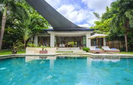 Villa – Kerobokan, Bali, Indonesia. 3 540 €  por semana