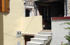 2 dormitorio casa de pueblo 120 m² en Svetvinčenat, Croacia. 310 000 €