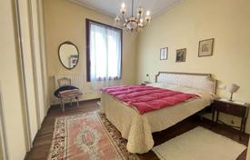 2 dormitorio piso 110 m² en Florencia, Italia. 1 950 000 €