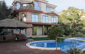 4 dormitorio villa 350 m² en Lloret de Mar, España. 1 658 000 €