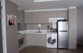 1-dormitorio apartamentos en condominio en Watthana, Tailandia. $190 000