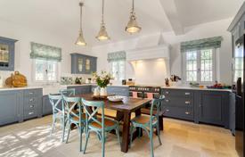 8 dormitorio villa en Saint-Tropez, Francia. 52 000 €  por semana