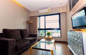 1-dormitorio apartamentos en condominio en Watthana, Tailandia. $168 000