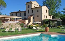 47 dormitorio finca rústica 854 m² en San Gimignano, Italia. Price on request