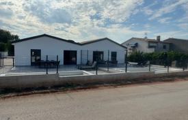 3 dormitorio casa de pueblo 75 m² en Poreč, Croacia. 369 000 €