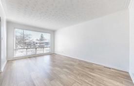 5 dormitorio casa de pueblo en Scarborough, Canadá. C$1 319 000