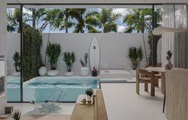 2 dormitorio villa 123 m² en Batu Bolong Beach, Indonesia. $380 000
