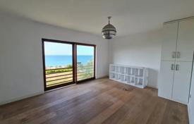 7 dormitorio villa 650 m² en Sarıyer, Turquía. $4 095 000