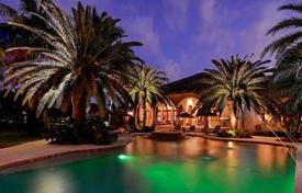 Villa – Hollywood, Florida, Estados Unidos. $3 750 000
