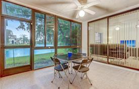 Condominio – Coconut Creek, Florida, Estados Unidos. $270 000
