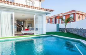 4 dormitorio villa 213 m² en Costa Adeje, España. 1 550 000 €