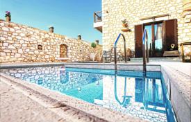 2 dormitorio villa 95 m² en Roumeli, Grecia. 380 000 €