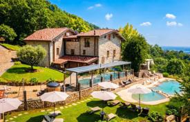 25 dormitorio villa en Alzano Lombardo, Italia. 6 900 000 €