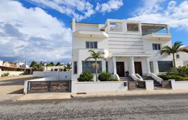6 dormitorio villa 350 m² en Pafos, Chipre. 750 000 €