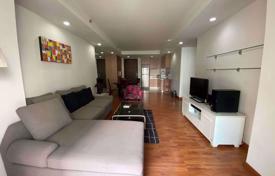 1-dormitorio apartamentos en condominio en Pathum Wan, Tailandia. $208 000