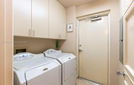 2-dormitorio apartamentos en condominio 243 m² en Coral Gables, Estados Unidos. $1 189 000