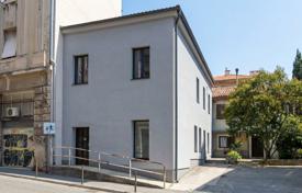 5 dormitorio casa de pueblo 201 m² en Rijeka, Croacia. 270 000 €