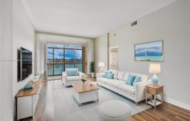 2-dormitorio apartamentos en condominio 113 m² en Tamarac, Estados Unidos. $265 000