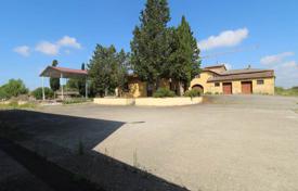 Terreno en Asciano, Italia. 980 000 €
