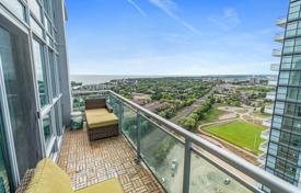 2 dormitorio piso en Etobicoke, Canadá. C$816 000
