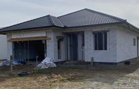 4 dormitorio casa de pueblo 182 m² en Debrecen, Hungría. 387 000 €