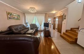 4 dormitorio piso 111 m² en Općina Kostrena, Croacia. 450 000 €
