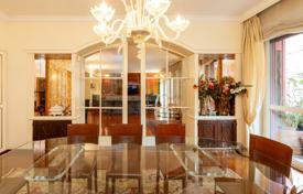 7 dormitorio piso en Milán, Italia. Price on request