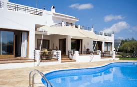 Villa – Ibiza, Islas Baleares, España. 8 200 €  por semana
