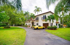 Villa – Miami, Florida, Estados Unidos. 1 381 000 €