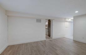 14 dormitorio casa de pueblo en North York, Canadá. C$2 648 000
