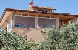 5 dormitorio villa 215 m² en Rosignano Marittimo, Italia. 750 000 €