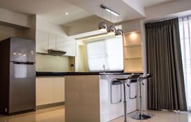 1-dormitorio apartamentos en condominio en Bang Rak, Tailandia. $247 000