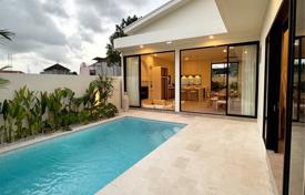 2 dormitorio villa 120 m² en Canggu, Indonesia. $277 000