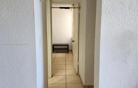 2-dormitorio apartamentos en condominio 86 m² en Miami, Estados Unidos. $270 000