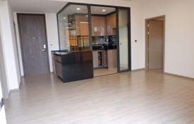 2-dormitorio apartamentos en condominio en Watthana, Tailandia. $435 000