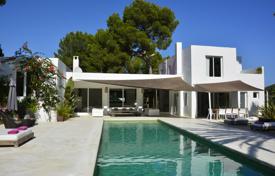 Villa – Ibiza, Islas Baleares, España. 11 300 €  por semana