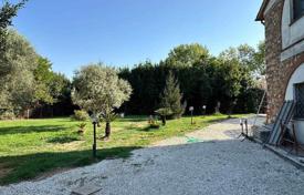 7 dormitorio villa 900 m² en San Giuliano Terme, Italia. 1 250 000 €